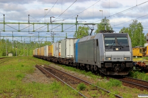 CN 185 689-7 med GT 42300. Långsele 09.06.2015.