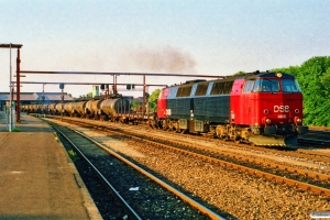 DSB MZ 1406+Rs+16 EVA/VTG tankvogne+Rs som G 8758 Fa-Pa. Fredericia 07.07.1989.
