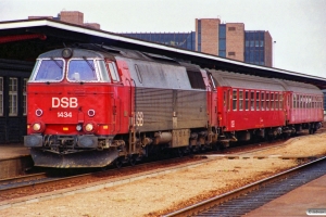 DSB MZ 1434+B+B som P 2753 Od-Fa. Odense 28.07.1989.