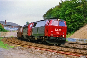 DSB MZ 1433+MY 1153 med G 7951 Gb-Ab. Odense 16.08.1989.