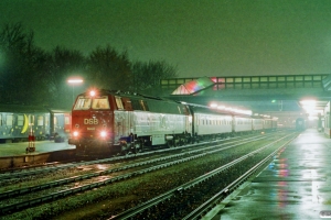 DSB MZ 1444 med P 594 Fh-Kh. Fredericia 11.11.1989.