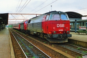 DSB MZ 1436+MY 1151 med P 5016 Nf-Hgl. Roskilde 18.08.1990.