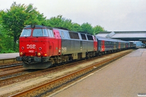 DSB MZ 1402+3 Bcm+Ban+Bcm+Af som M 8530 Fa-Od (materiel til militærtog). Fredericia 29.09.1990.