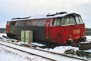 DSB MZ 1443 kørt i afgrunden under rangering med G 9519 Gb-Nf den 14/2. Ringsted 16.02.1991.