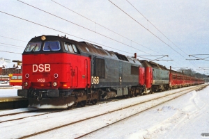 DSB MZ 1459+ME 1504 med P 321 Kh-Ge. Ringsted 16.02.1991.