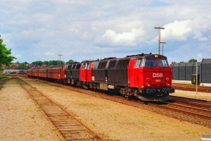 DSB MZ 1425+MZ 1403+B+AB+B+Bf som Re 3158 Ar-Fa. Horsens 24.06.1991.