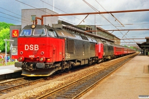 DSB MZ 1455+ME 1503+B+B+Bn+Bn-v+ABns+B+AB+BD som Re 325 Kh-Ge. Roskilde 29.06.1991.