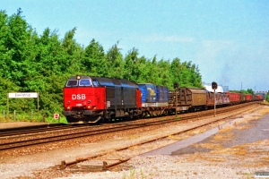 DSB MZ 1455 med GD 43765 Kk-Rfø. Eskilstrup 29.06.1993.