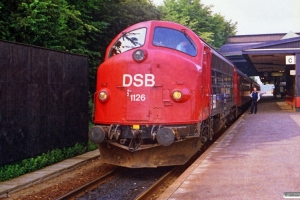 DSB MY 1126+B+Bk+B+A som M 7484 Ar-Fa (materiel til IC 155 Fa-Ar). Fredericia 29.06.1988.