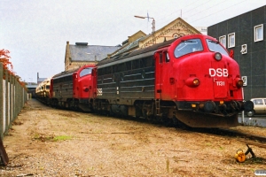 DSB MY 1131+MY 1127 rangerer ved Sukkerkogeriet. Odense 14.10.1988.