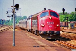 DSB MY 1133+MA 469+BS 487 som Materieltog Rj-Hgl. Odense 14.06.1989.