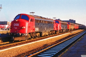 DSB MY 1155+MY 1154+MY 1153 med IC 119 Kh-Ti. Odense 19.11.1989.