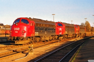 DSB MY 1158+MY 1159+MY 1156 - Maskiner til IC 119 - Nyborg Færge 09.12.1989.