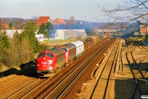 DSB MY 1104+MY 1142 med G 6171 Od-Fa. Odense 18.02.1990.