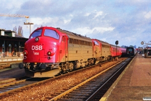 DSB MY 1158+MY 1153 med IC 120 Ar-Kh. Nyborg 16.04.1990.