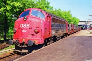 DSB MY 1142 med G 8850 Va-Od. Fredericia 05.05.1990.