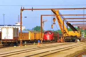 DSB MY 1116 og Fredericias hjælpetog. Odense 08.05.1990.