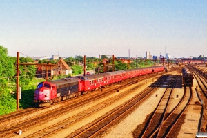 DSB MY 1122 med M 9846 Kø-Hgl. Korsør 01.07.1994.