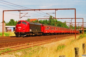 DSB MY 1134+3 Bn-v+Bn-o+Bn-v+Bn-o+B-t som IR 8361 Kh-Str. Odense 20.07.1994.
