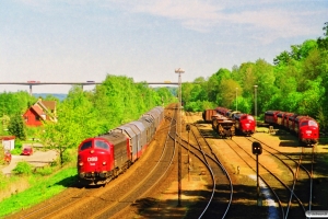 DSB MY 1146 med G 8761 Fa-Hr. Vejle 13.05.1998.