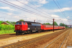 DSB MZ 1443 med Re 2249 Kk-Rf. Hedehusene 01.07.1994.