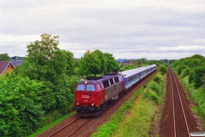 DSB MZ 1423 med IP 2187 Ar-Flb. Km 97,4 Fa (Hørning-Hasselager) 22.06.1995.