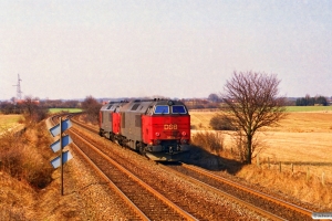 DSB MZ 1461+MZ 1458 solo som M 6101 Ng-Vg. Km 4,4 Fa (Fredericia-Børkop) 13.04.1996.