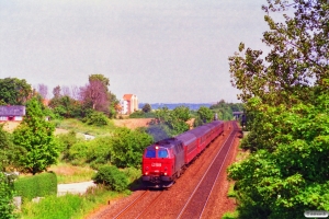 DSB MZ 1413 med RV 3140 Ab-Ngf. Km 99,4 Fa (Hasselager-Kongsvang) 23.07.1996.