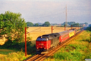 DSB MZ 1457+Målevogn 003+001+ME 1530 som M 8218 Kd-Oj. Km 45,0 Fa (Farris-Sommersted) 03.09.1996.