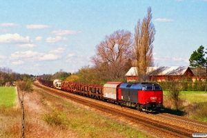 DSB MZ 1449 med GD 6077 Gb-Rfø. Orehoved 25.04.1997.