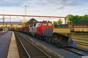 BS Sneplov 145+DSB MZ 1426 med G 7271 Ng-Od. Odense 06.10.1999.