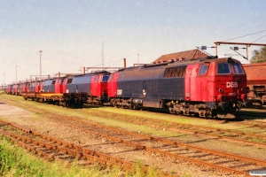 DSB MZ 1440, MZ 1437, MZ 1428, MZ 1436, MZ 1434, MZ 1429 og MZ 1431 hensat. Padborg 13.08.2000.