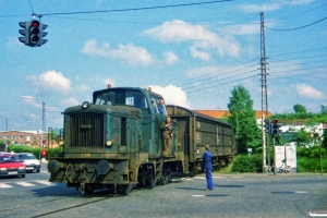 DSB MH 339 med godsvogne fra FDB. Odense 11.06.1987.