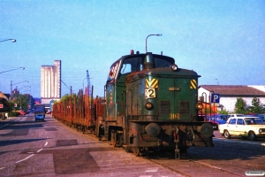 DSB MH 304. Middelfart 19.10.1987.