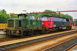 DSB MZ 1446+MH 317 som M 7141 Od-Fa. Fredericia 29.09.1990.