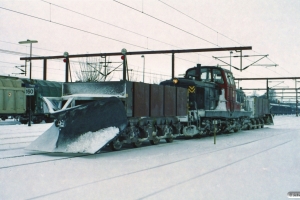 ENT Plov 135+DSB MT 166+ENT Plov 136 klar til snerydning på Sønderborg banen. Tinglev 24.02.2005.