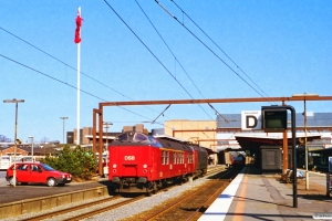 DSB ADns-e 552+EA 3011 som M 8331 Od-Fa. Odense 16.04.1997.