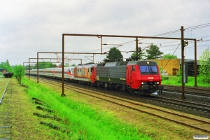 DSB EA 3017+FS D 445 1037+FS ETR 480 som M 6218 Pa-Kh. Odense 21.05.1997.