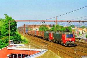 DSB EA 3008+EA 3011 med GD 44741 Gb-Pa. Roskilde 28.06.1997.