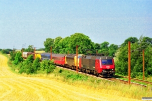 DSB EA 3015+90 86 00-21 108-4+Målevogn 002+WLABm 461+Rs+Hbis+Hbis+Habins-y som G 6628 Oj-Gb. Km 166,2 Kh (Odense-Holmstrup) 11.08.1997.