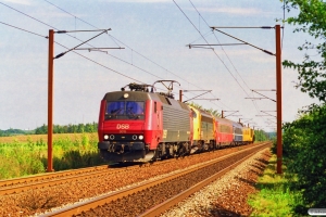 DSB EA 3015+90 86 00-21 108-4+Målevogn 002+WLABm 461+Målevogn 001+Ks+Rs som M 8427 Gb-Oj. Km 165,2 Kh (Odense-Holmstrup) 01.09.1997.