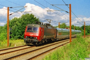 DSB EA 3005+SJ X31K 29 som M 8449 Hgl-Oj. Km 14,2 Fa (Taulov-Kolding) 27.08.2001.