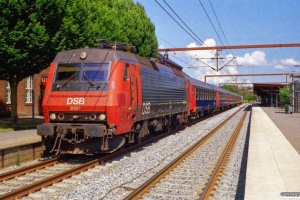 DSB EA 3007+Bc-t 316+313+315+317+310+311+Dm 005 som IP 13289 Kh-Pa. Kolding 04.08.2006.