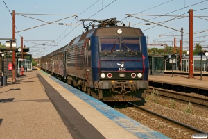 DSB EA 3022 med RØ 4173 Kk-Sg. Ringsted 15.07.2010.