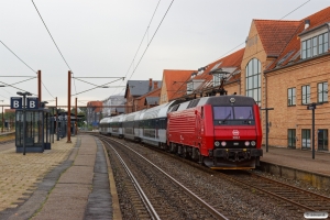 DSB EA 3022 med RØ 4316 Sg-Hgl. Slagelse 15.08.2019.