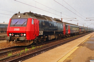 DSB ME 1536+Bcm+2 WLABr+2 Bcm+2 WLABr+2 Bcm som P 590 Fh-Kh. Ringsted 01.07.1991.