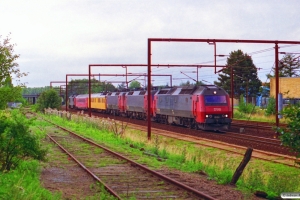 DSB ME 1530+EA 3014+EA 3009+Målevogn 001+003+MZ 1457 som M 6428 Kd-Gb. Odense 04.09.1996.