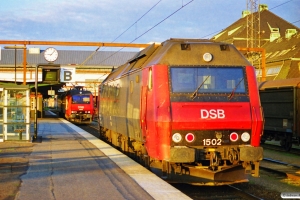 DSB ME 1502 og EA 3005+EA 3014. Odense 07.07.1999.
