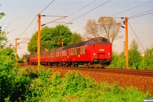 DSB ME 1507+3 Bno+ADns-e som RV 2717 Od-Fa. Km 165,2 Kh (Odense-Holmstrup) 09.05.2000.