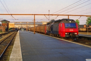 DSB ME 1527 med G 7903 Gb-Ab. Odense 18.05.2000.